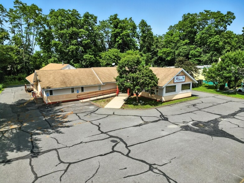 48 Russell St, Hadley, MA for lease - Building Photo - Image 1 of 23