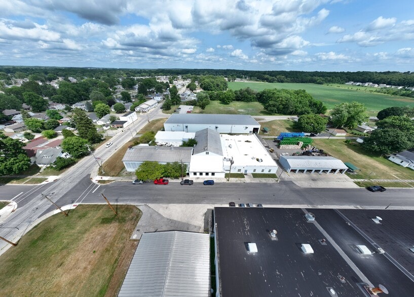 1345 Henry St, Huntington, IN for sale - Building Photo - Image 3 of 18