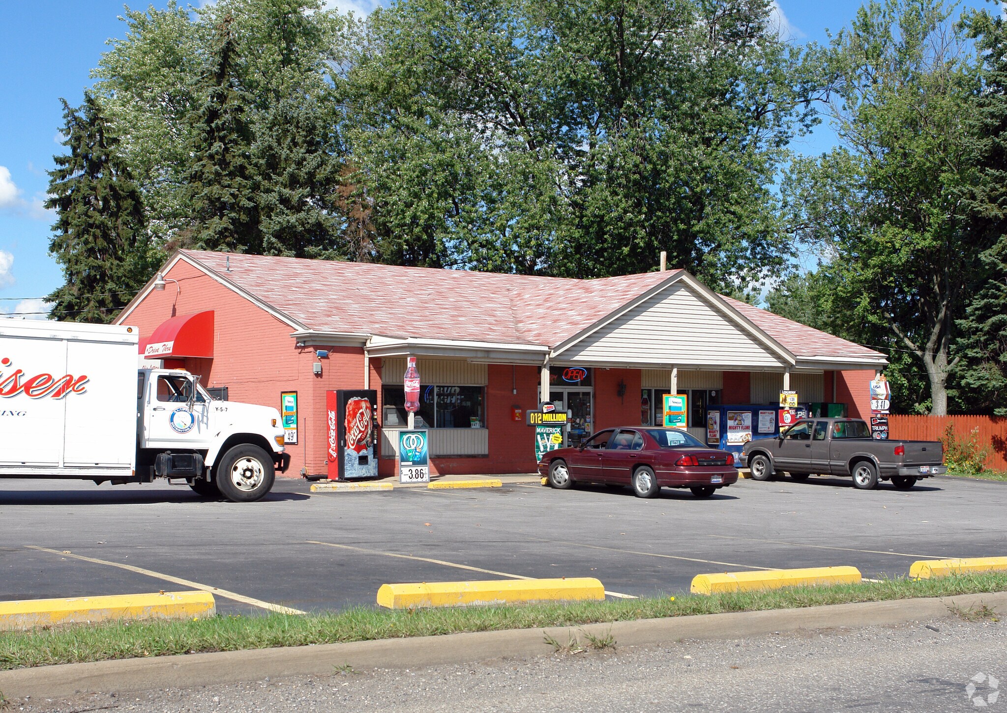 1320 S Main St, Niles, OH for sale Primary Photo- Image 1 of 1