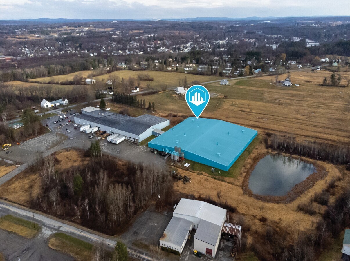 953 Benton Ave, Winslow, ME 04901