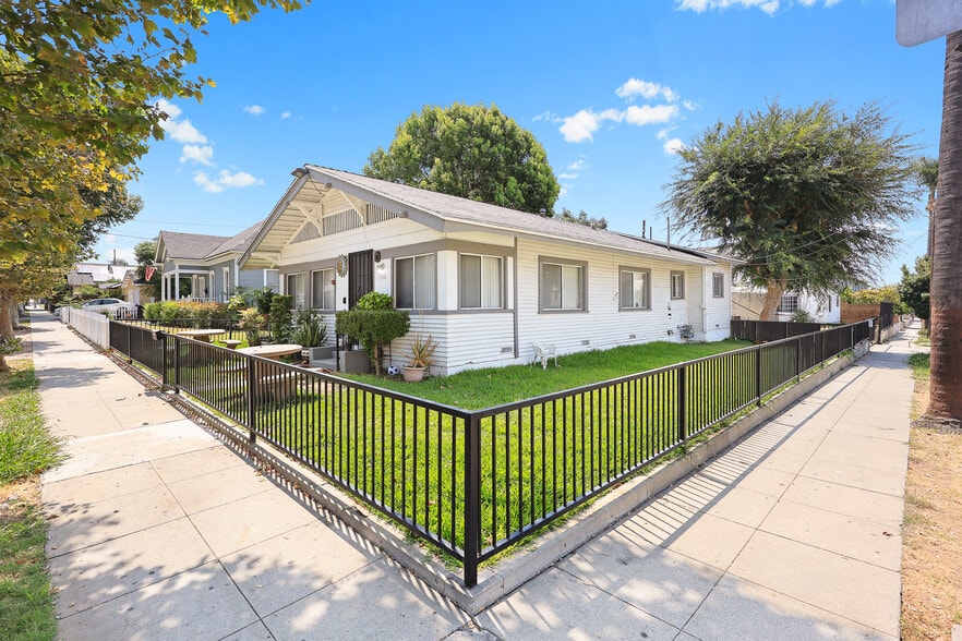 6716 Whittier Ave, Whittier, CA for sale - Building Photo - Image 2 of 14