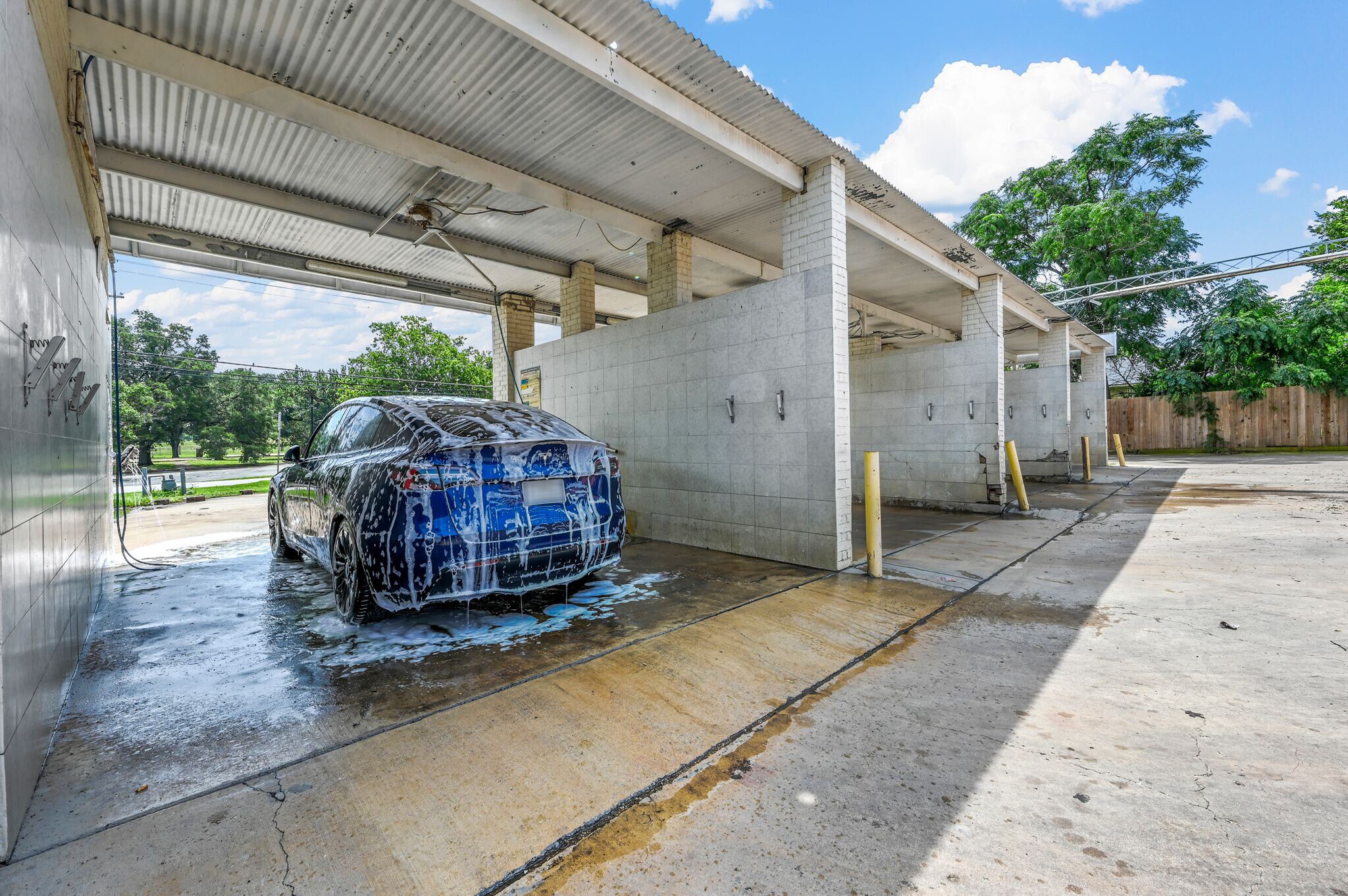 628 Matthews Dr, Arlington, TX for sale Primary Photo- Image 1 of 1