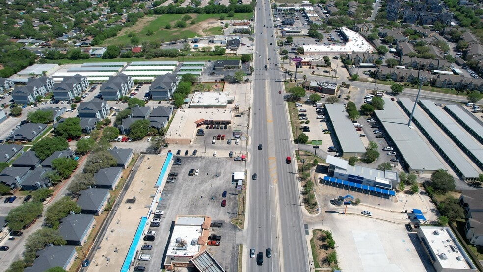 8035 Culebra Rd, San Antonio, TX for sale - Building Photo - Image 3 of 10