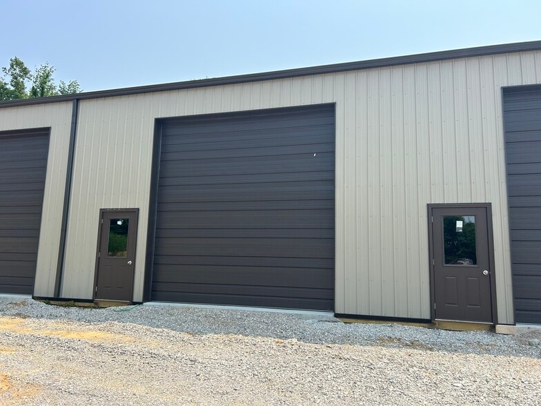 7316 IN-66 Hwy, Newburgh, IN for lease - Building Photo - Image 3 of 5