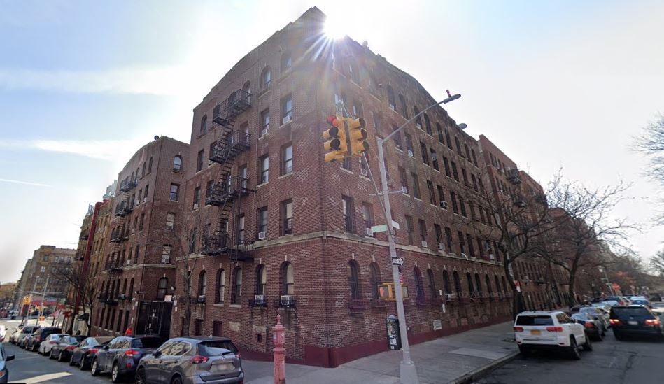 156-158 E 184th St, Bronx, NY for sale - Primary Photo - Image 1 of 1
