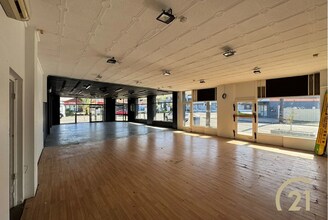 152 Fairfield St, Fairfield East for lease Interior Photo- Image 2 of 3
