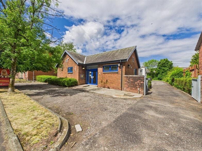 40 Dougrie Road, Glasgow for sale - Primary Photo - Image 1 of 7