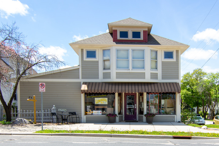 600 S Main St, West Bend, WI for sale - Building Photo - Image 1 of 1