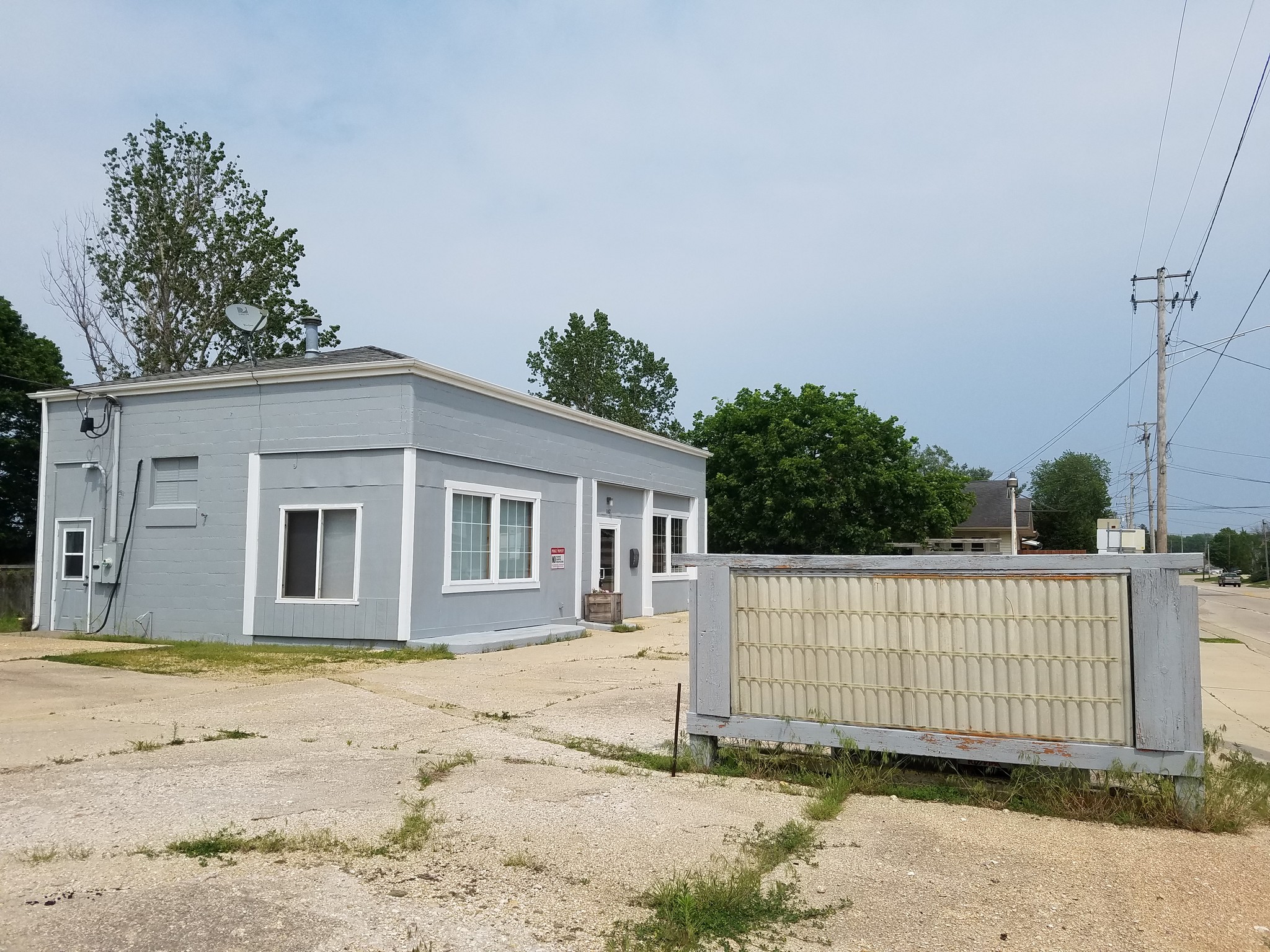 102 E Hitt St, Mount Morris, IL for sale Building Photo- Image 1 of 23