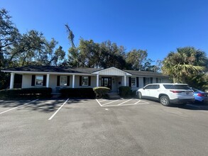 1963 S 8th St, Fernandina Beach, FL for lease Building Photo- Image 2 of 19