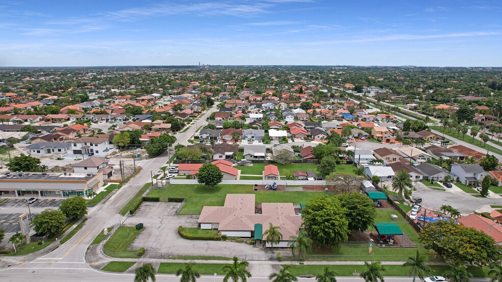 132 Bird Rd, Miami, FL for sale - Aerial - Image 2 of 11