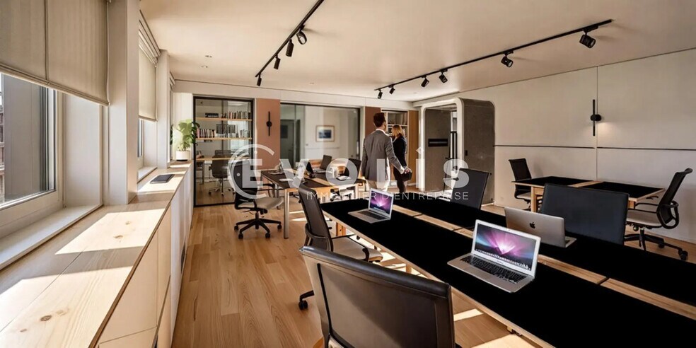Office in Paris for lease - Interior Photo - Image 3 of 10