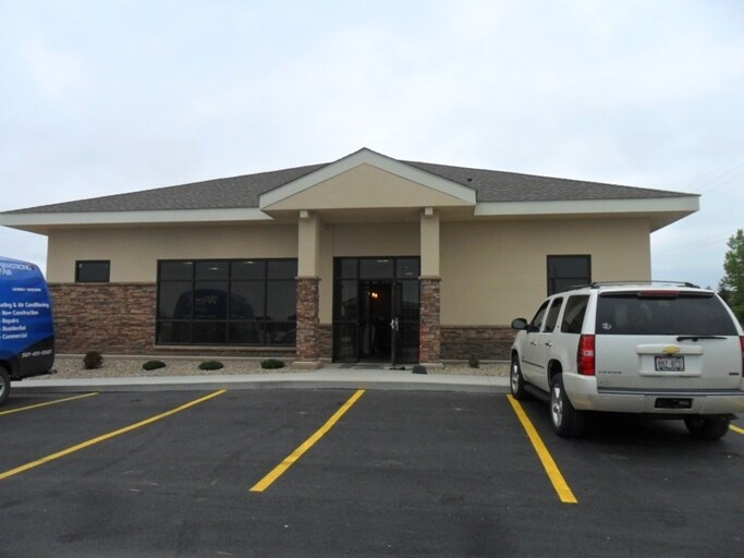 155 28th St NE, Owatonna, MN for sale Building Photo- Image 1 of 1
