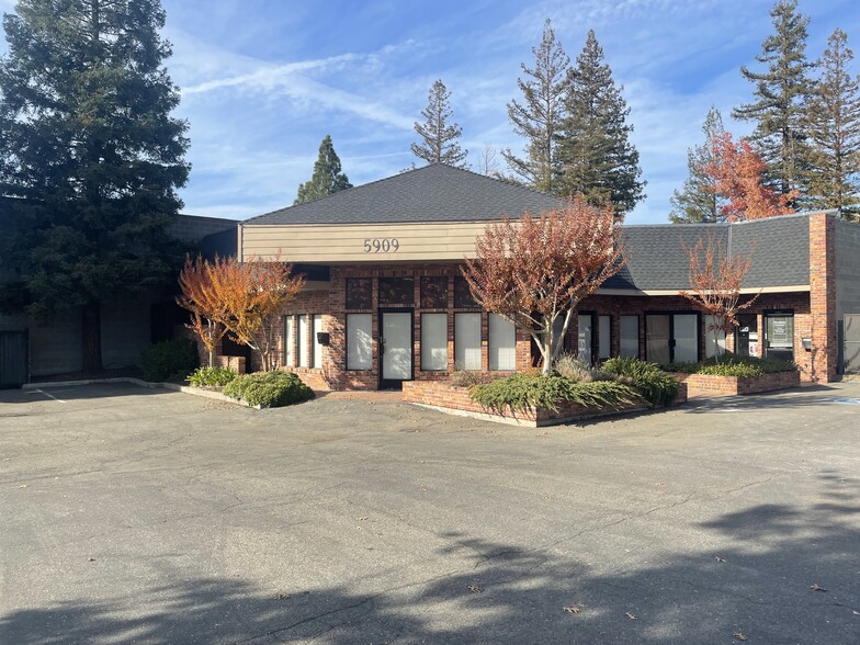 5909 Stanley Ave, Carmichael, CA for lease - Building Photo - Image 1 of 13