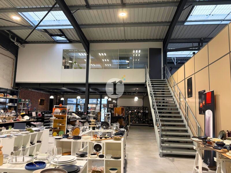 Flex in LA CHAPELLE-D'ARMENTIERES for lease Interior Photo- Image 1 of 8