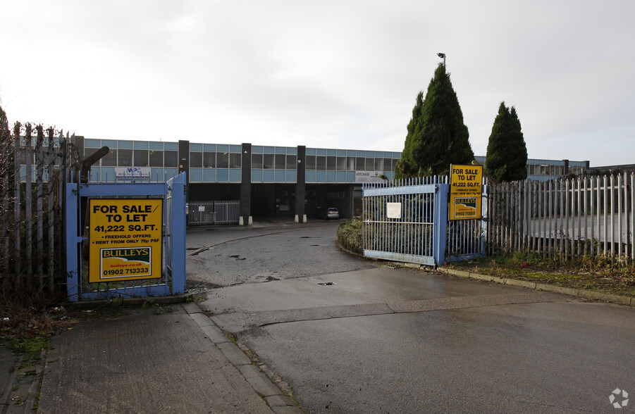 Robottom Clos, Walsall for lease - Building Photo - Image 3 of 5