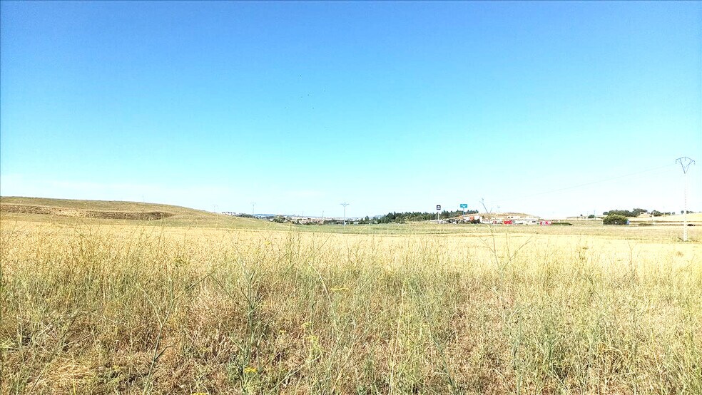 Land in Simancas for sale - Building Photo - Image 2 of 12