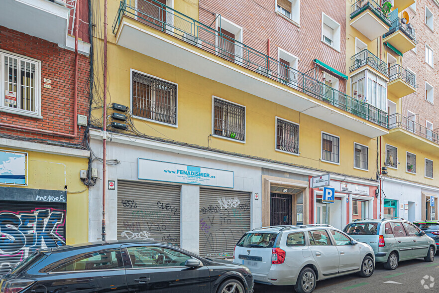 Calle De Alejandro Ferrant, 5, Madrid, Madrid for lease - Building Photo - Image 2 of 5