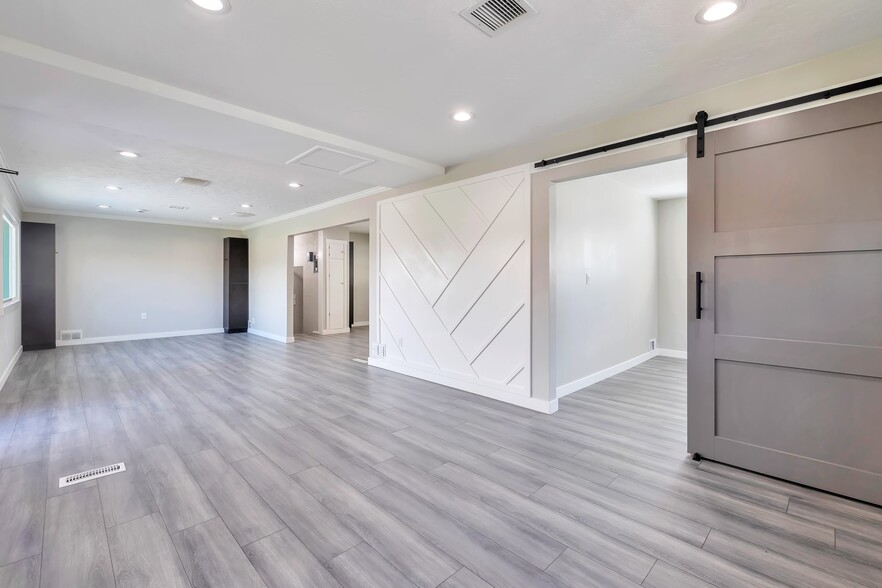 1857 N Hill Field Rd, Layton, UT for sale - Building Photo - Image 2 of 25