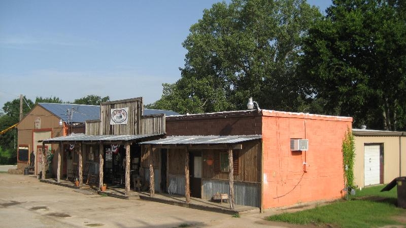 420 E Commerce St, Buffalo, TX for sale - Primary Photo - Image 1 of 1