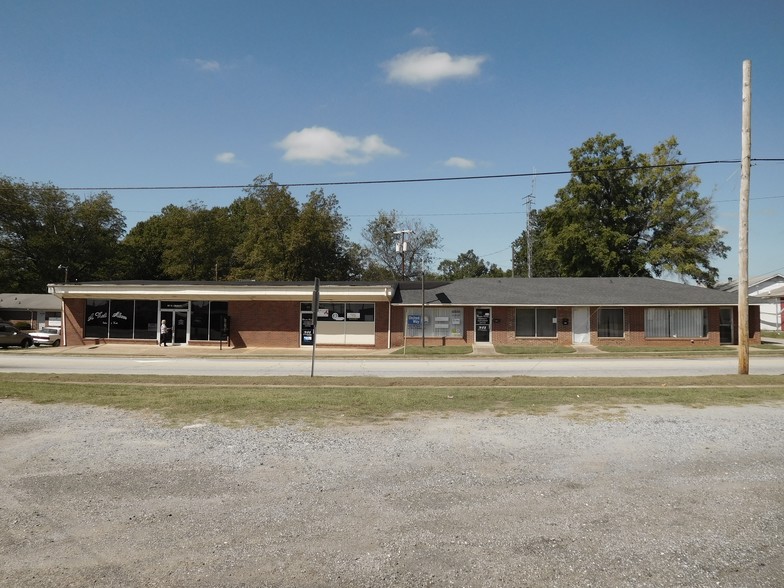 401-409 N Logan St, Gaffney, SC 29341 | LoopNet