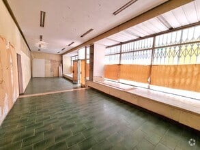 Retail in Madrid, Madrid for lease Interior Photo- Image 2 of 6