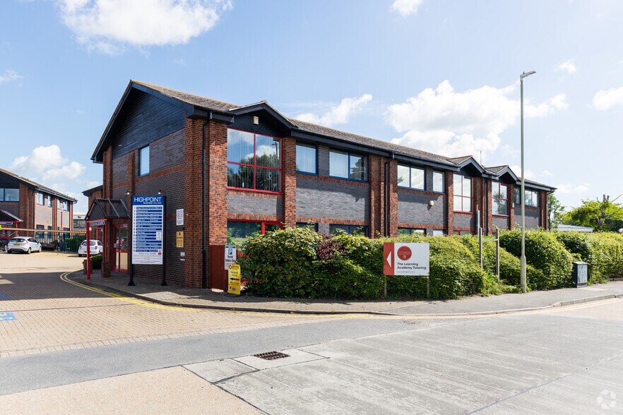 Henwood, Ashford for lease - Primary Photo - Image 1 of 8