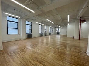 143 W 29th St, New York, NY for lease Interior Photo- Image 2 of 7