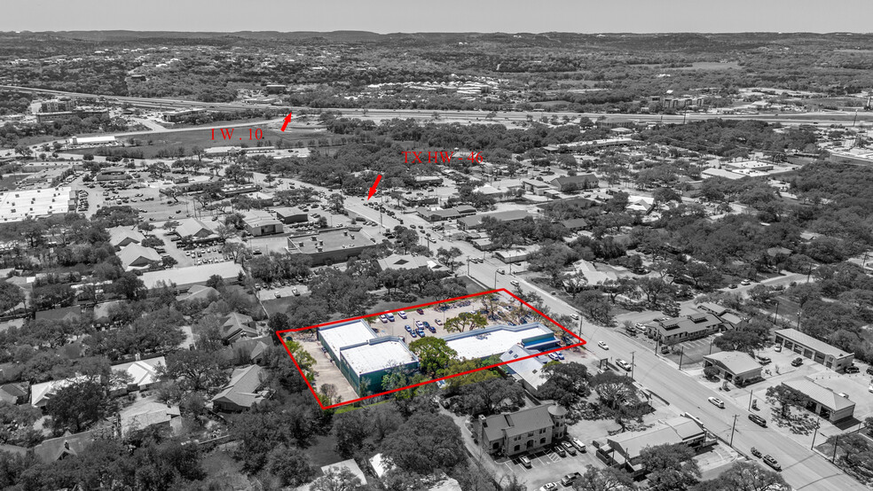 1201 S Main St, Boerne, TX for lease - Building Photo - Image 3 of 17