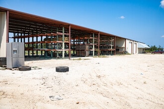 17552 U. S 79 Blvd, Marquez, TX for lease Interior Photo- Image 2 of 2