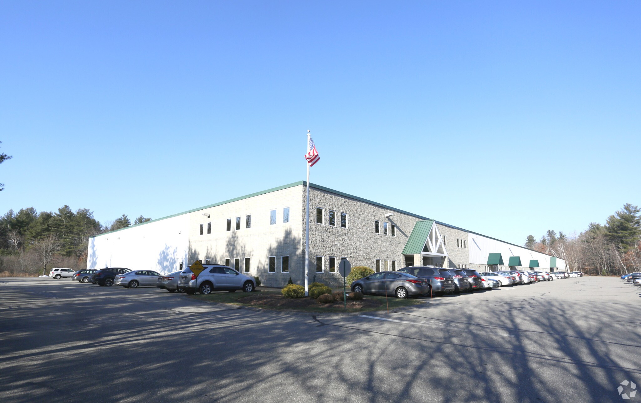 2123 Northwestern Dr, Salem, NH 03079