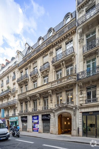 31/33 Rue De Mogador, Paris for lease - Primary Photo - Image 1 of 1