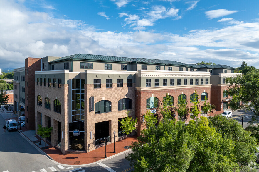 250 S Main St, Blacksburg, VA for lease - Building Photo - Image 2 of 25