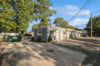 1420 Montauk Hwy, Oakdale, NY for lease Interior Photo- Image 1 of 31