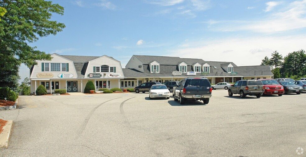 472 Route 111, Hampstead, NH for sale - Primary Photo - Image 1 of 1