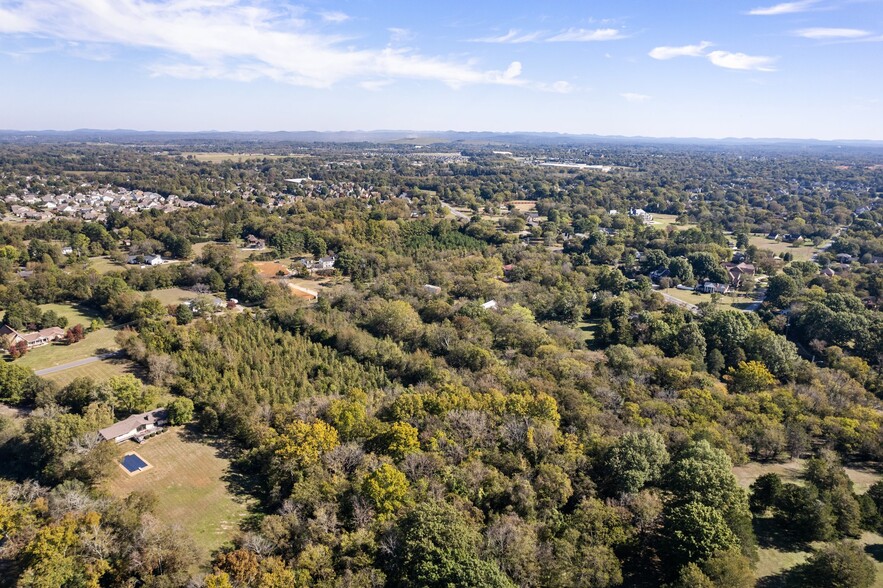 3225 Sulphur Springs Rd, Murfreesboro, TN for sale - Building Photo - Image 1 of 1