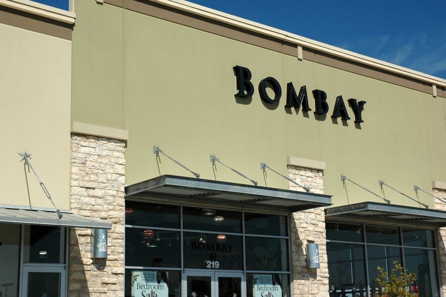 12850 South Fwy, Burleson, TX for lease - Building Photo - Image 2 of 9