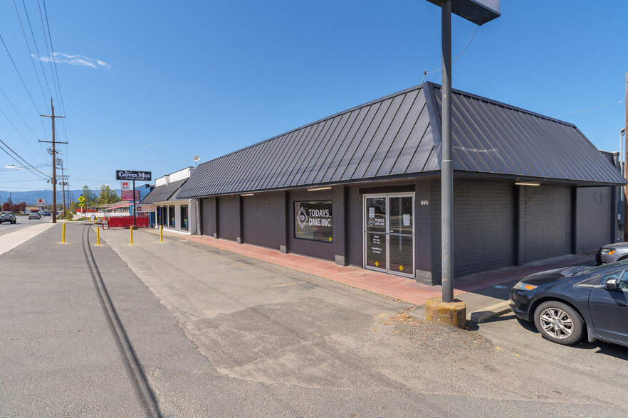 1312-1330 Redwood, Grants Pass, OR for sale - Primary Photo - Image 1 of 1