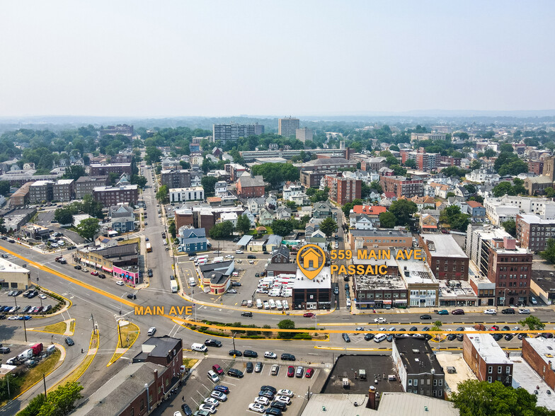 559-563 Main Ave, Passaic, NJ for lease - Building Photo - Image 3 of 8