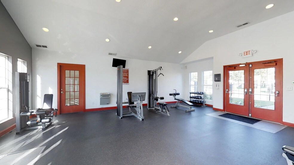 8181 Herald Cv, Blacklick, OH for sale - Matterport 3D Scan - Image 2 of 76