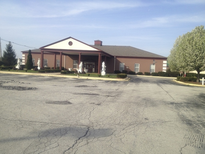 388 Eastgate Dr, Danville, IL for lease - Building Photo - Image 1 of 1