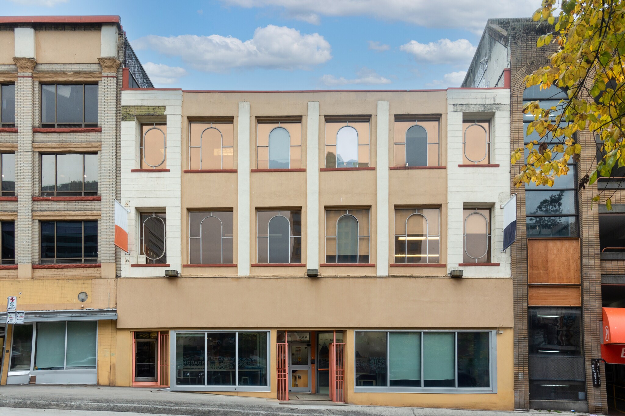 555 Richards St, Vancouver, BC for lease Building Photo- Image 1 of 4