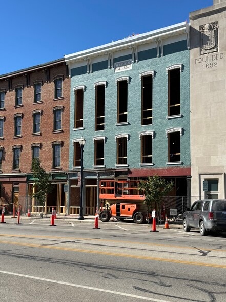 16 S Market St, Troy, OH for lease - Building Photo - Image 2 of 21