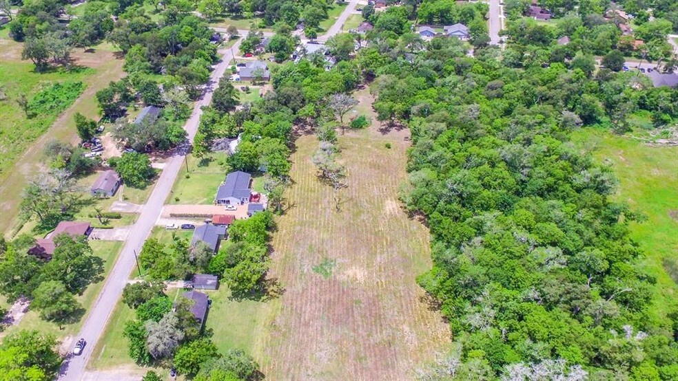1910 N Brazosport Blvd, Richwood, TX for sale - Aerial - Image 3 of 10