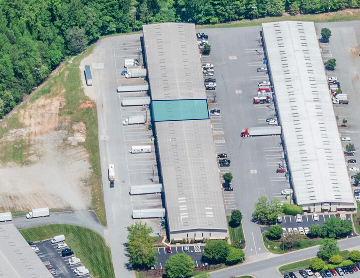 1255 S Park Dr, Kernersville, NC for lease - Building Photo - Image 1 of 4