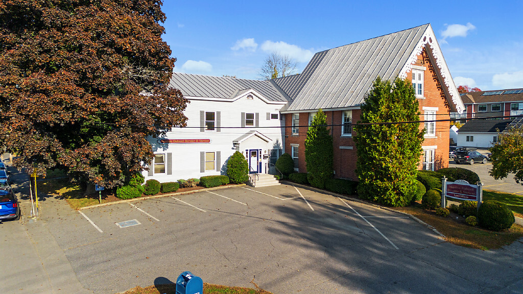 44-46 Elm St, Waterville, ME for sale Primary Photo- Image 1 of 15