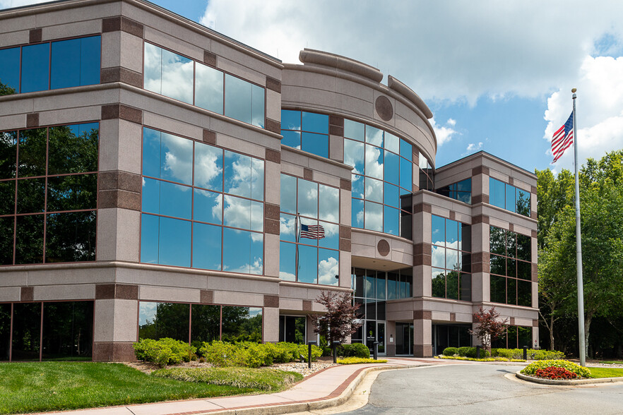 800 Parc Pt, Alpharetta, GA for lease - Building Photo - Image 1 of 27