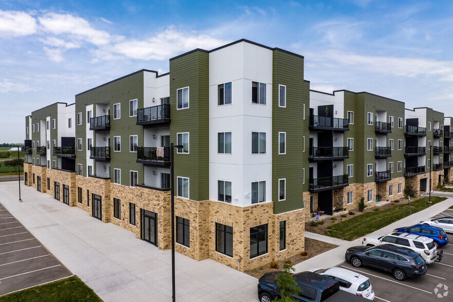 4958 Innovation Dr, Deforest, WI for lease - Building Photo - Image 3 of 10