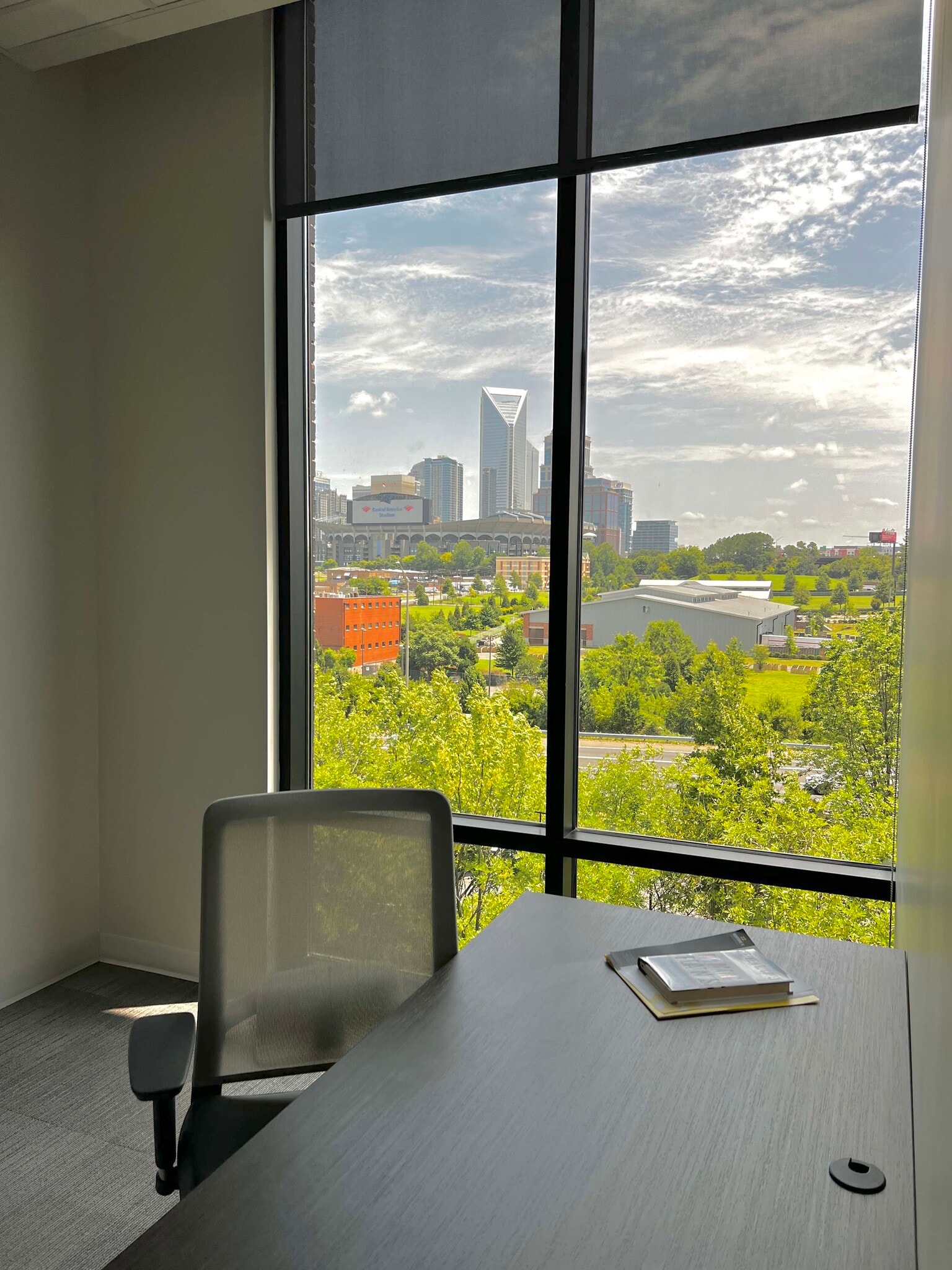 1213 W Morehead St, Charlotte, NC for lease Interior Photo- Image 1 of 1