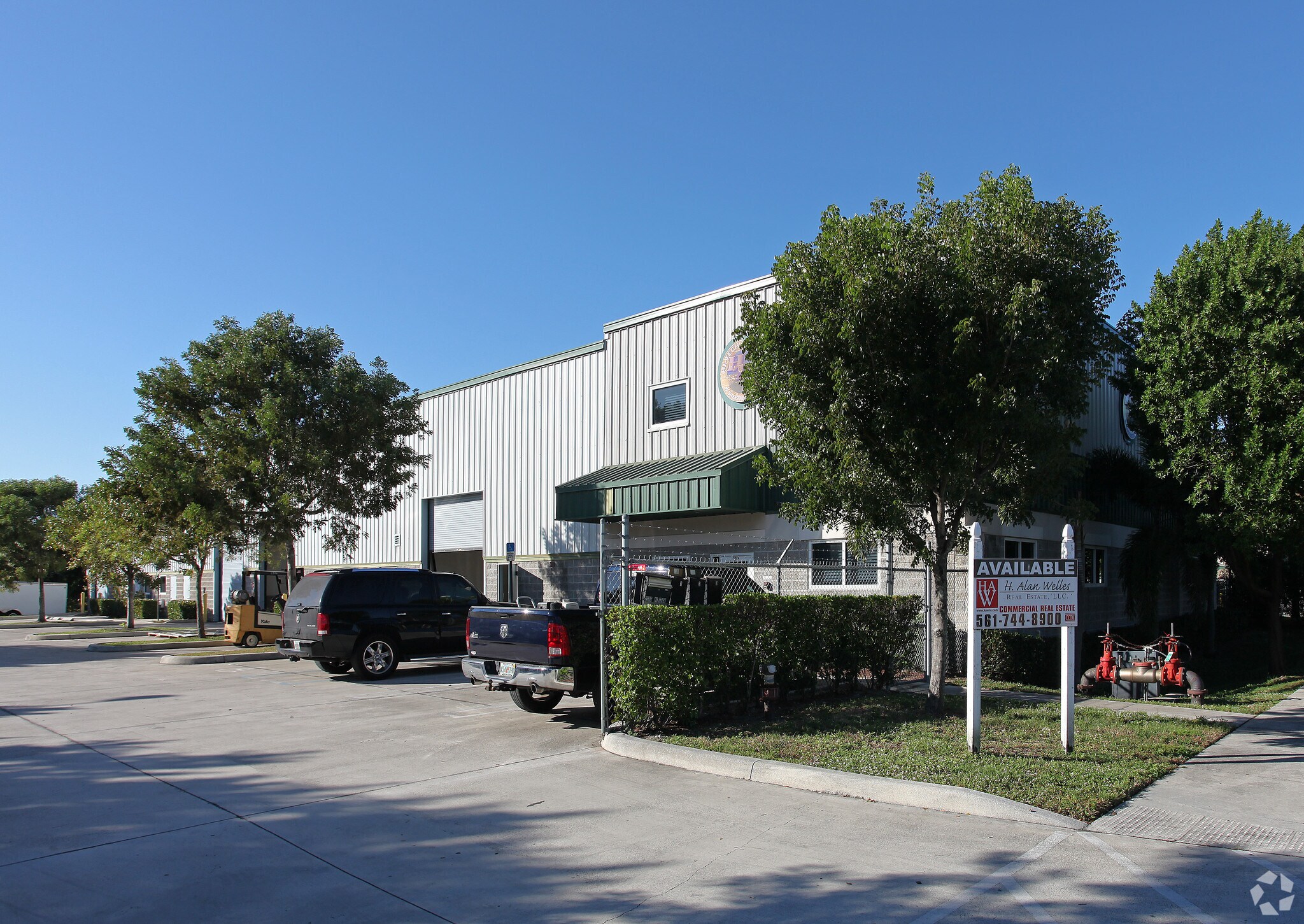 2266 N 4th Ave, Lake Worth, FL for sale Primary Photo- Image 1 of 1